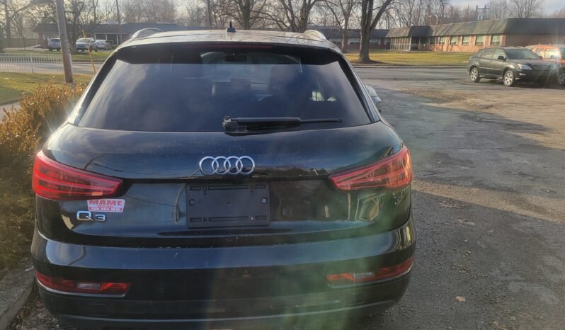 
								2018 Audi Q3 Premium FWD 2.0t full									